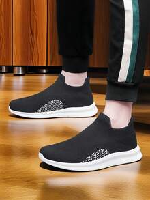 CLOHOO Brand Special EVA Outsole Breathable Comfortable Men's Casual Sports Shoes, Slip-On Comfortable Loafers, Outdoor Hiking & Running Shoes - Black - View 2