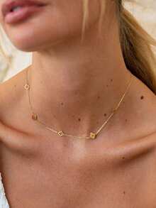 TONSI 1 Stück elegante, minimalistische Edelstahl-Anhänger-Kette mit Kleeblatt und Pflaumenblüten-Verschränkung, Geschenkbox, geeignet für den täglichen Gebrauch von Frauen, Geschenk für Mutter, Ehefrau, Muttertag und andere Feiertage/Geburtstage - Gold - Übersicht 4