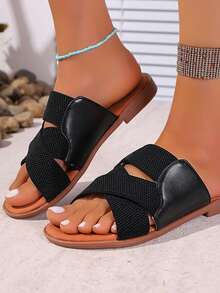 Women's Outdoor Sandals With Crossing Straps, Convenient & Quick Wear - Black - View 2