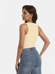 QUEENTI Women's Round Neck Vest Breathable Slim Sleeveless Design Outing Top