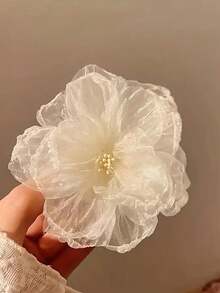 2pcs/Set Bohemian Minimalist White Mesh Flower Hair Clips - Elegant Ruffle Petal Design, Sweet Floral Hair Accessories Suitable For Casual, Travel, Daily Wear - White - View 4