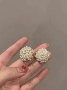 1pc French Minimalist Elegant White Flower Pearl Stud Earrings, Versatile For Dates, Parties, Gatherings & More