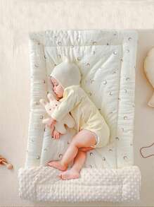 1pc Baby Thickened Mattress Pad, Soft Plush Fabric Warm Cushion, Nursery Bed Mat, Children Mattress Topper, Reversible & Washable