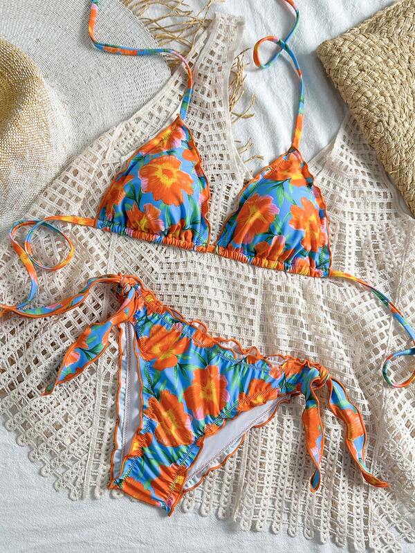 Dwuczęściowy damski, śliczny, koronkowy, plisowany strój kąpielowy z kwiatowym wzorem, odpowiedni na letnie wakacje na wyspie