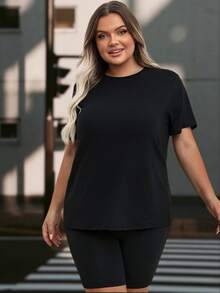 大码夏季休闲纯色短袖 T 恤和短裤运动套装