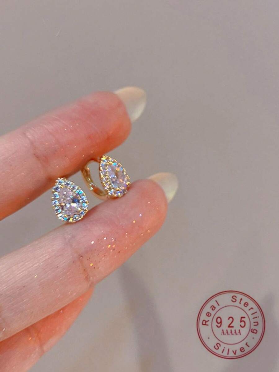 1 对 S925 纯银精致小方晶锆石泪珠耳钉，适合女士 - 均碼 - 查看 1