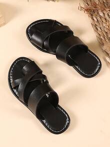 1 Pair Black Plus Size Toddler/Little Girls' Flat Sandals, Solid Color PU Patchwork Toe Strap Design, Round Toe Non-Slip Lightweight Fashionable Cute Roman Home Slippers, Suitable For 3-15 Years Old Boys/Girls Daily, Party, Casual, Travel, Spring/Summer 2025 (This Style Runs Small, Suggest Ordering One Size Up) - Black - View 8