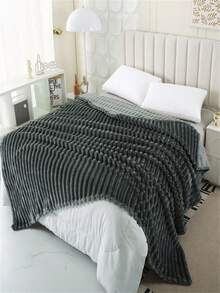 1pc Flannel Blanket, Warm & Breathable, Office/Home Use Nap Blanket, Air Conditioning Blanket, Towel Blanket, Sofa Blanket - Dark Grey - View 6