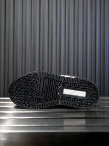 1 Đôi Giày Thể Thao Cổ Cao Cho Trẻ Em, Thân Giày Bằng Da PU, Giày Chạy Bộ Trong Nhà/Ngoài Trời, Khóa Dán Dễ Mặc, Nhẹ, Chống Trượt, Thoáng Khí, Thoải Mái, Thời Trang Unisex Retro Chunky Patchwork - Bạc - Xem 10