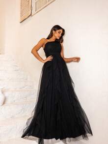 One-Shoulder Layered Bridesmaid Prom Dress - Black - View 4