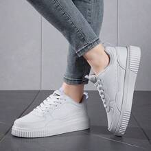 Unisex 36-45 Casual Shoes, Women's Leisure Shoes & Men's Athletic Shoes, Lace-Up Soft Bottom Flat Comfortable Men's Shoes, Lightweight Low-Top Daily Shoes, Color Block Round Toe Lace-Up Skate Shoes, Men's Casual Trainers