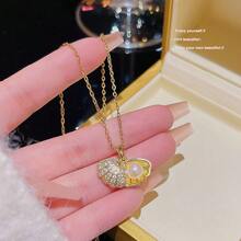 Stainless Steel Hollow Shell & Faux Pearl Necklace, Suitable For Everyday Wear - Yellow Gold - View 3