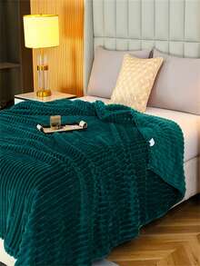 1pc Flannel Blanket, Warm And Breathable Throw Blanket, Suitable For Office, Leisure, Nap, Air Conditioning, Towel Blanket, Sofa - Dark Green - View 4