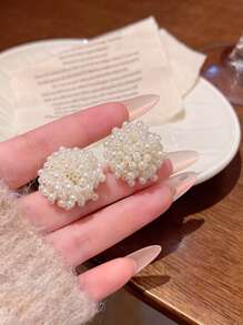 1pc French Minimalist Elegant White Flower Pearl Stud Earrings, Versatile For Dates, Parties, Gatherings & More