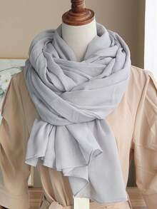 1 件女士纯色巴厘岛轻质披肩，百搭优雅长围巾，适合所有季节，可作为披肩、头巾佩戴，非常适合旅行、约会、日常穿着