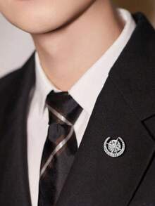 TOMI石英男士手表套装，配星月胸针戒指，时尚商务石英表礼盒，适合日常生活、商务活动、父亲节、情人节、圣诞节等场合。