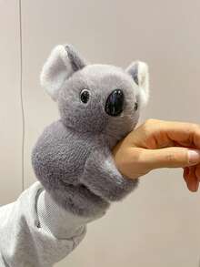 可爱动物毛绒玩具套装，包含狐狸、考拉、熊猫、猪、鸭子、浣熊、猴子和兔子，配有拍手环，创意设计，可佩戴在手腕上，新颖的圣诞节和新年礼物，适合作为玩偶、圣诞礼物或趣味毛绒玩具。 - 彩色 - 查看 13