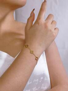 TONSI 1 件时尚、精致、优雅、简约 18K 镀金不锈钢四叶草手链，适合送给母亲、妻子、老师、同事的礼品盒 - 金 - 查看 10