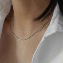 Stainless Steel Simple Minimalist Clavicle Necklace, Delicate Thin Chain For Women - Silver - View 5