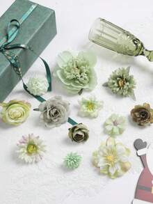 42 件套，玫瑰、茉莉、月季、雏菊等多种花卉组合花头，非常适合 DIY 婚礼、新娘花束、插花、订婚派对、餐桌装饰布置、餐桌中心装饰、迎宾派对、派对、卧室家居装饰、秋季装饰、秋季