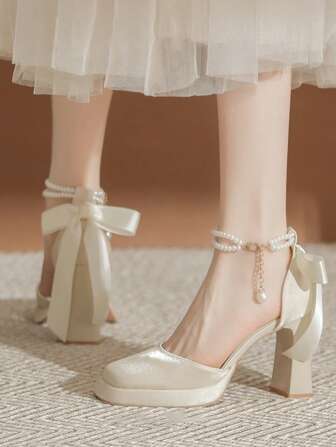 （建议选择大一码）1 件女士珍珠带防水厚底粗跟方头一脚蹬蝴蝶结中跟高跟鞋，可搭配连衣裙