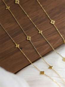 TONSI 1 buc colier minimalist elegant din oțel inoxidabil cu trifoi cu patru foi și floare de prun, ambalat în cutie cadou, potrivit pentru purtarea zilnică a femeilor, ideal pentru Ziua Mamei, soție, mamă, cadou de ziua de naștere