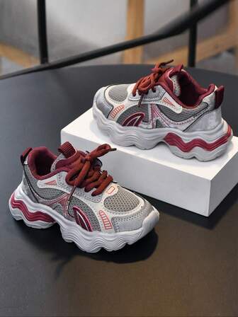 1双2025时尚新款儿童运动鞋，适合所有季节，男童女童休闲鞋，适合日常旅行和校园活动的跑步鞋，宝宝步行鞋，轻便，耐磨，防滑