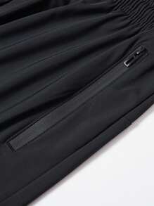 Schnelltrocknende Damen Capri Hose mit Reißverschlusstaschen, bequeme und atmungsaktive Sporthose