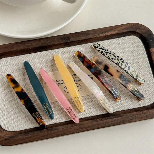 2pcs 3D Gold Label Acetate Hair Clips, Women's Side Bangs One-Word Clips, New Clips For Nape & Bangs