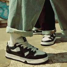 XTEP Maxx Board Shoes Women's Breakdance Team Same Style Versatile Flat Shoes Casual Sports Shoes 876118310010 - Black/Sail White - View 3