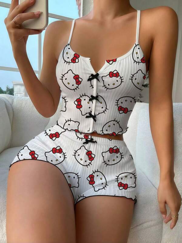 Sanrio 2-delige sets Sanrio Hello Kitty pyjamasets voor dames Zomer shorts + top Lingerie Loungesets voor dames Zomerkleding Vakantie-outfits Dames Hello Kitty pyjamabroek Artikelen Top en broek inbegrepen Tweedelige sets