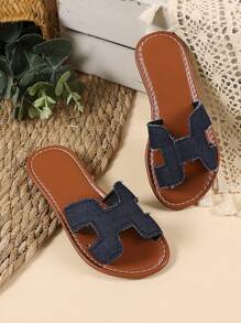 1 Pair Plus Size Toddler/Little Girls' Blue Denim Roman Sandals, Slip-On Round Toe Flat Non-Slip Casual Comfort Home Slippers, Suitable For 3-12 Years Old Boys & Girls, Spring/Summer New Arrival