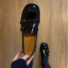 Women's Retro Carved Round Toe Loafers With British Style Belt Buckle, Small Leather Shoes, Genuine Leather Slipper