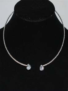 Stylish Rhinestone Choker Necklace With Neckline Accent, European And American Style - Silver - View 3