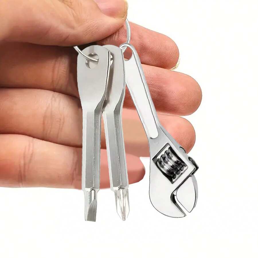 3-In-1 Tool Keychain, Mini Wrench, Mini Screwdriver 3-In-1, Car Keychain, Car Interior Accessories, Practical Tool Set Keychain, Suitable For Most Car Keys - one-size - View 1