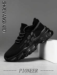 Men's Comfortable Shock-Absorbing Athletic Sneakers, Personalized Knitted Striped Casual Versatile Shoes, Outdoor Fashion Minimalist Lightweight Slip-On Couple Shoes - Black - View 2