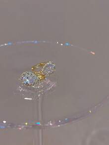 1 对 S925 纯银精致小方晶锆石泪珠耳钉，适合女士 - 均碼 - 查看 5