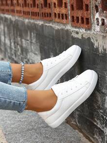 Women Plus Size White Sneakers, Fashionable Lace-Up Flat Casual Sports Shoes, School Shoes, Versatile - White - View 6