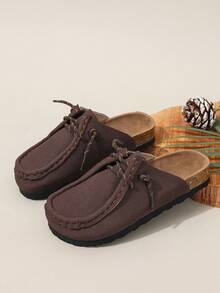 1 双儿童时尚法式棕色穆勒拖鞋，休闲新款复古系带平底凉鞋