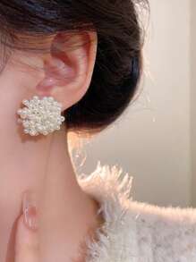 1pc French Minimalist Elegant White Flower Pearl Stud Earrings, Versatile For Dates, Parties, Gatherings & More