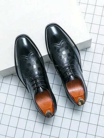 新款时尚男士牛津鞋，夏季英伦风格圆头低帮休闲商务正装鞋，婚礼新郎鞋