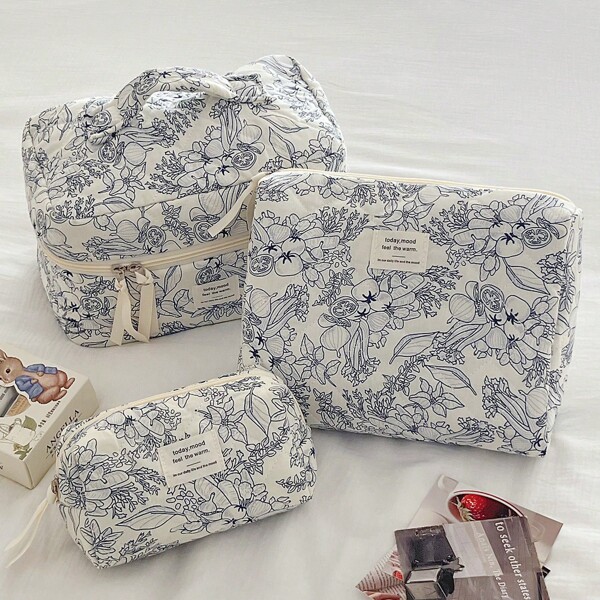 1 Pc French Blue Floral Printed Makeup Bag For Women Travel Large Cosmetic Brush Organizer Bag Handheld Makeup Bag Portable Toiletry Washing Bag