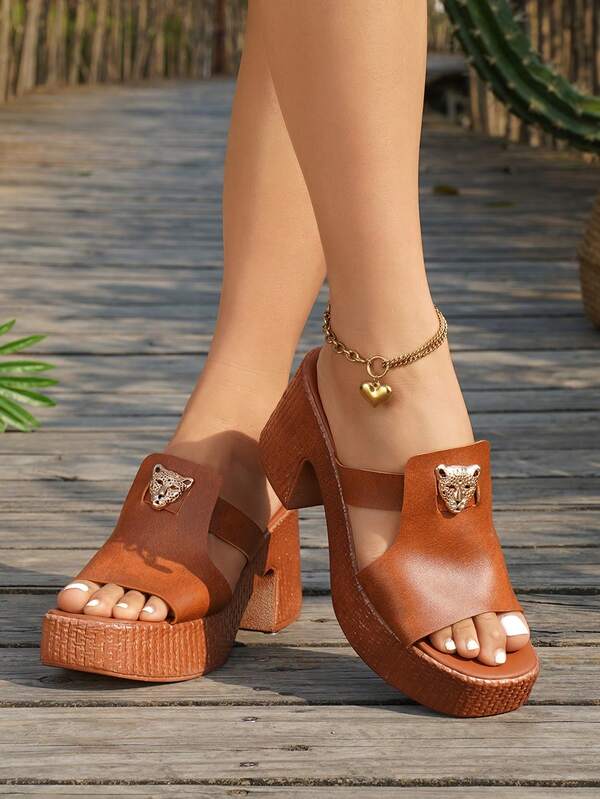 2025 Spring/Summer New Women Sandals Retro Buckle Chunky Heel High Heel Sandals Square Toe Waterproof Platform Strap Heeled Slippers
