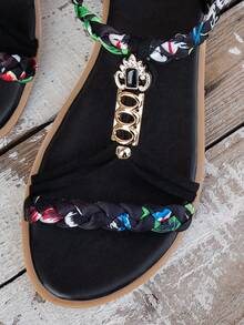 WRCVS Women's Beige Cross Strap Flat Sandals, Open Toe Lightweight Slip-On Casual Shoes, Anti-Skid Vacation Beach Shoes With Random Woven Floral Retro Pattern And Tassel - Black - View 6