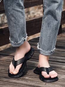 2025 New Comfortable, Fashionable, Lightweight Flip Flops - Black - View 6