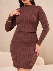 Women's Knitted Skirt And Blouse Set With Braids Made In Modal Knit. - 鏽棕色 - 查看 3