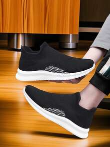 CLOHOO Brand Special EVA Outsole Breathable Comfortable Men's Casual Sports Shoes, Slip-On Comfortable Loafers, Outdoor Hiking & Running Shoes - Black - View 4