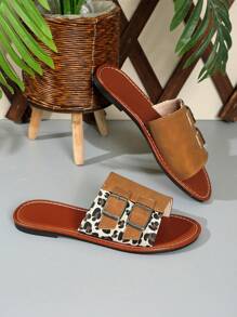 Sandalias planas de tacón abierto con hebilla, tipo slip-on, estilo de moda europeo y americano, nuevo verano 2025