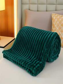 1pc Flannel Blanket, Warm And Breathable Throw Blanket, Suitable For Office, Leisure, Nap, Air Conditioning, Towel Blanket, Sofa - Dark Green - View 7