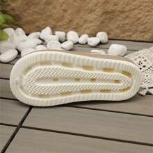 صنادل نسائية مزينة بالخرز ، شبشب أزياء سهل الارتداء من الإيفا مع أربطة سميكة مريحة، مناسب للاستخدام في الشاطئ